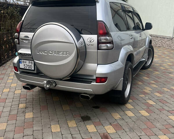 Серый Тойота Ленд Крузер Прадо, объемом двигателя 3.96 л и пробегом 253 тыс. км за 17500 $, фото 8 на Automoto.ua