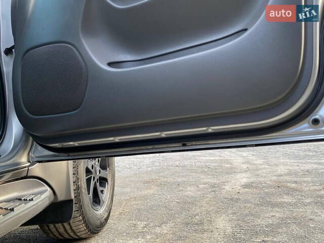 Сірий Тойота Ленд Крузер Прадо, об'ємом двигуна 2.7 л та пробігом 246 тис. км за 11000 $, фото 31 на Automoto.ua