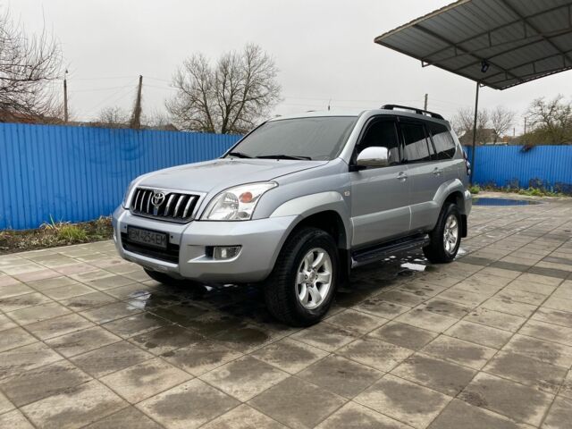 Серый Тойота Ленд Крузер Прадо, объемом двигателя 4 л и пробегом 200 тыс. км за 12000 $, фото 3 на Automoto.ua