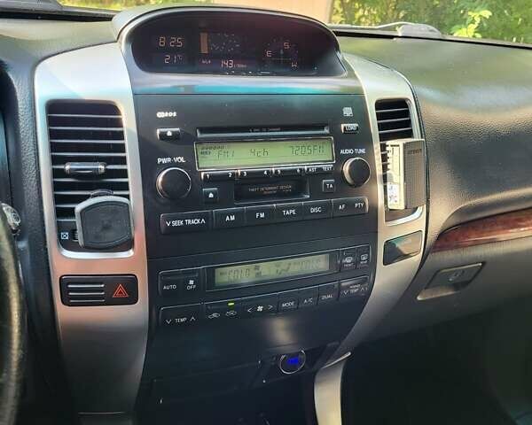 Сірий Тойота Ленд Крузер Прадо, об'ємом двигуна 4 л та пробігом 368 тис. км за 14999 $, фото 35 на Automoto.ua