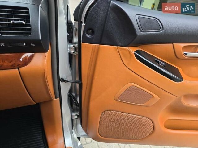 Тойота Ленд Крузер Прадо 2006 в Хмельницком на Automoto.ua Серый Тойота Ленд Крузер Прадо, объемом двигателя 4 л и пробегом 254 тыс. км за 12999 $, фото 80 на Automoto.ua