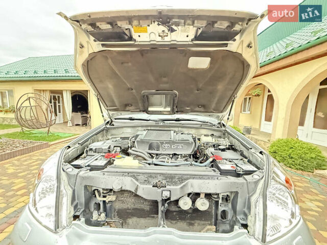 Сірий Тойота Ленд Крузер Прадо, об'ємом двигуна 2.98 л та пробігом 312 тис. км за 19700 $, фото 8 на Automoto.ua