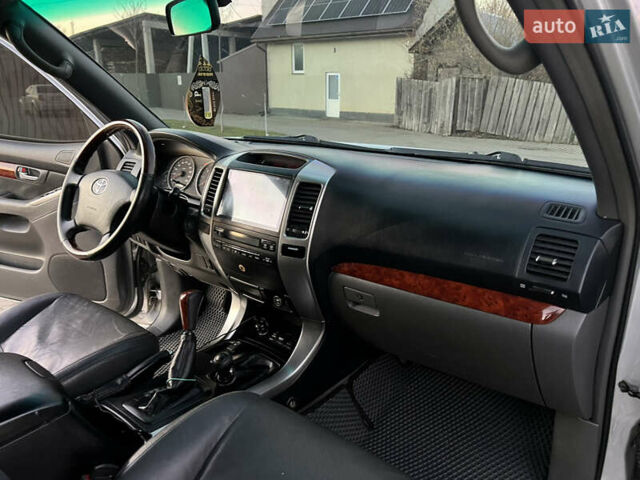 Серый Тойота Ленд Крузер Прадо, объемом двигателя 4 л и пробегом 320 тыс. км за 23000 $, фото 42 на Automoto.ua