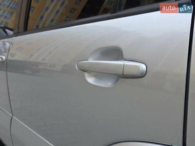 Тойота Ленд Крузер Прадо 2006 в Хмельницком на Automoto.ua Серый Тойота Ленд Крузер Прадо, объемом двигателя 4 л и пробегом 254 тыс. км за 12999 $, фото 41 на Automoto.ua