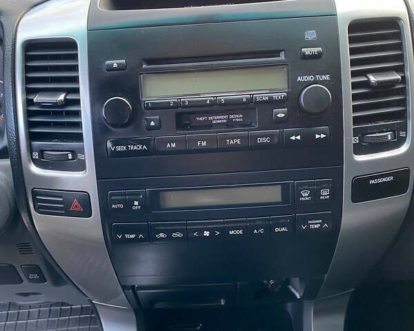 Сірий Тойота Ленд Крузер Прадо, об'ємом двигуна 2.7 л та пробігом 246 тис. км за 11000 $, фото 42 на Automoto.ua