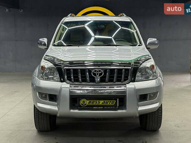 Серый Тойота Ленд Крузер Прадо, объемом двигателя 3.96 л и пробегом 229 тыс. км за 14200 $, фото 1 на Automoto.ua