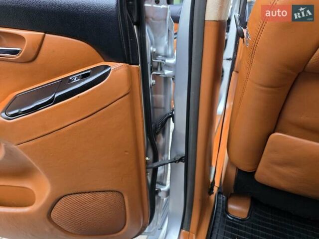 Тойота Ленд Крузер Прадо 2006 в Хмельницком на Automoto.ua Серый Тойота Ленд Крузер Прадо, объемом двигателя 4 л и пробегом 254 тыс. км за 12999 $, фото 92 на Automoto.ua