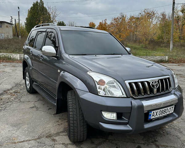 Сірий Тойота Ленд Крузер Прадо, об'ємом двигуна 4 л та пробігом 291 тис. км за 15600 $, фото 3 на Automoto.ua