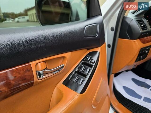 Тойота Ленд Крузер Прадо 2006 в Хмельницком на Automoto.ua Серый Тойота Ленд Крузер Прадо, объемом двигателя 4 л и пробегом 254 тыс. км за 12999 $, фото 76 на Automoto.ua