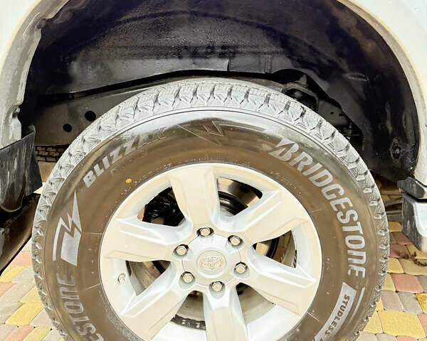 Сірий Тойота Ленд Крузер Прадо, об'ємом двигуна 2.98 л та пробігом 312 тис. км за 19700 $, фото 12 на Automoto.ua