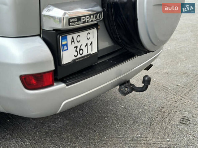 Серый Тойота Ленд Крузер Прадо, объемом двигателя 2.69 л и пробегом 286 тыс. км за 10900 $, фото 16 на Automoto.ua