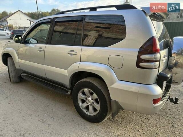 Тойота Ленд Крузер Прадо 2006 в Черновцах на Automoto.ua Серый Тойота Ленд Крузер Прадо, объемом двигателя 4 л и пробегом 228 тыс. км за 15000 $, фото 8 на Automoto.ua