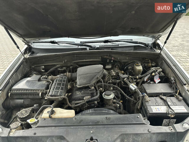 Серый Тойота Ленд Крузер Прадо, объемом двигателя 2.7 л и пробегом 340 тыс. км за 11700 $, фото 19 на Automoto.ua