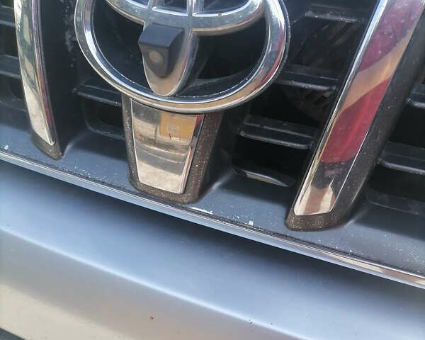 Серый Тойота Ленд Крузер Прадо, объемом двигателя 4 л и пробегом 283 тыс. км за 11500 $, фото 8 на Automoto.ua