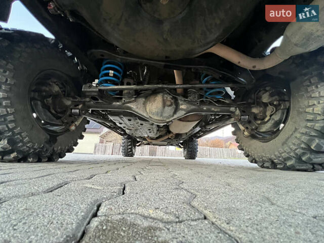 Серый Тойота Ленд Крузер Прадо, объемом двигателя 4 л и пробегом 320 тыс. км за 23000 $, фото 23 на Automoto.ua