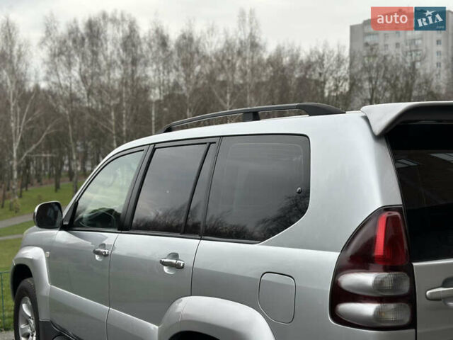 Серый Тойота Ленд Крузер Прадо, объемом двигателя 2.69 л и пробегом 286 тыс. км за 10900 $, фото 15 на Automoto.ua