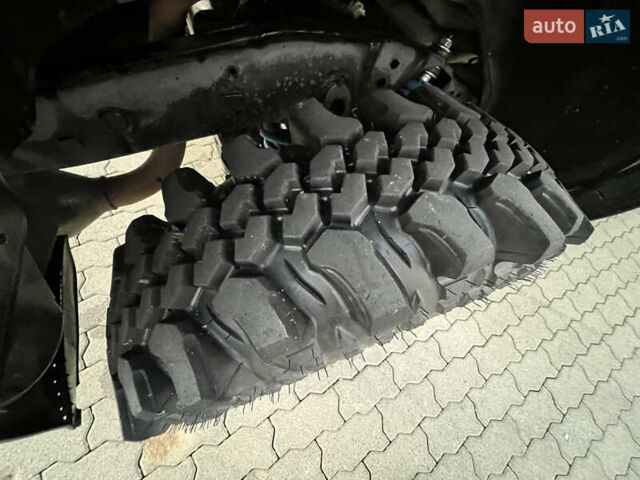 Серый Тойота Ленд Крузер Прадо, объемом двигателя 4 л и пробегом 320 тыс. км за 23000 $, фото 25 на Automoto.ua