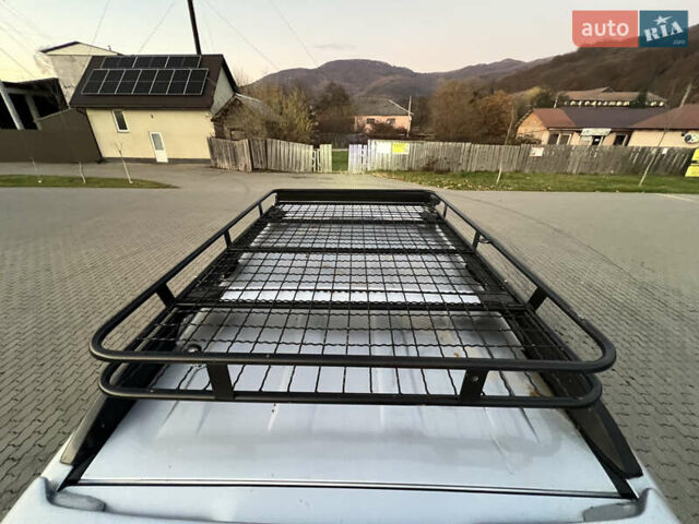 Серый Тойота Ленд Крузер Прадо, объемом двигателя 4 л и пробегом 320 тыс. км за 23000 $, фото 47 на Automoto.ua