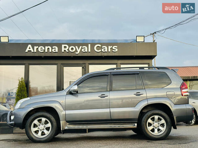 Серый Тойота Ленд Крузер Прадо, объемом двигателя 3.96 л и пробегом 292 тыс. км за 15800 $, фото 4 на Automoto.ua