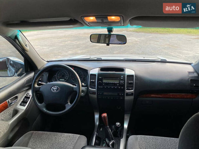 Сірий Тойота Ленд Крузер Прадо, об'ємом двигуна 2.7 л та пробігом 246 тис. км за 11000 $, фото 32 на Automoto.ua