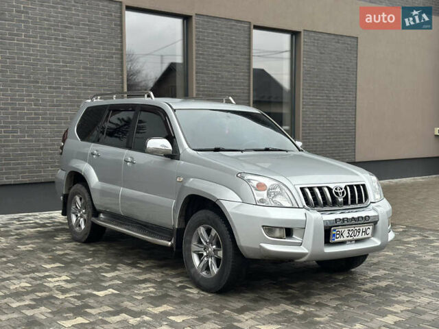 Серый Тойота Ленд Крузер Прадо, объемом двигателя 2.7 л и пробегом 340 тыс. км за 11700 $, фото 3 на Automoto.ua