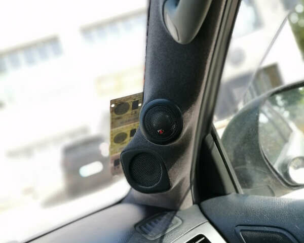 Серый Тойота Ленд Крузер Прадо, объемом двигателя 4 л и пробегом 283 тыс. км за 11500 $, фото 26 на Automoto.ua