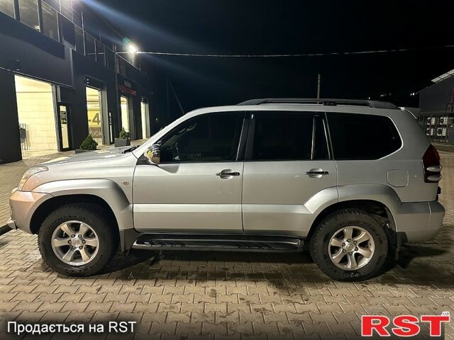 Сірий Тойота Ленд Крузер Прадо, об'ємом двигуна 2.7 л та пробігом 192 тис. км за 12999 $, фото 2 на Automoto.ua