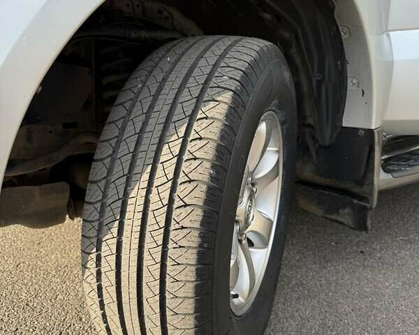 Тойота Ленд Крузер Прадо 2006 у Первомайском на Automoto.ua Сірий Тойота Ленд Крузер Прадо, об'ємом двигуна 2.69 л та пробігом 188 тис. км за 14300 $, фото 9 на Automoto.ua