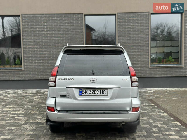 Серый Тойота Ленд Крузер Прадо, объемом двигателя 2.7 л и пробегом 340 тыс. км за 11700 $, фото 7 на Automoto.ua