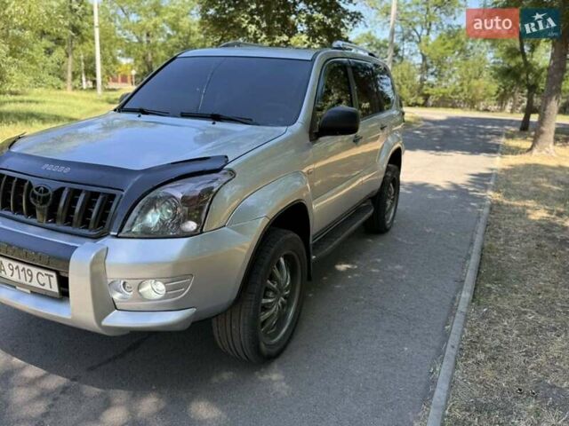 Сірий Тойота Ленд Крузер Прадо, об'ємом двигуна 3.96 л та пробігом 300 тис. км за 15000 $, фото 20 на Automoto.ua