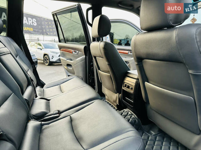 Серый Тойота Ленд Крузер Прадо, объемом двигателя 3.96 л и пробегом 292 тыс. км за 15800 $, фото 17 на Automoto.ua