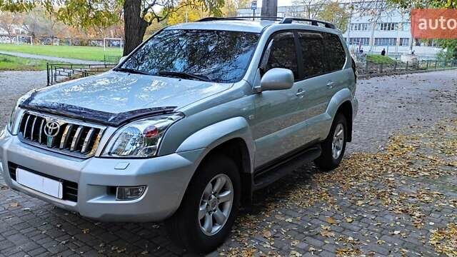 Сірий Тойота Ленд Крузер Прадо, об'ємом двигуна 4 л та пробігом 164 тис. км за 14700 $, фото 3 на Automoto.ua