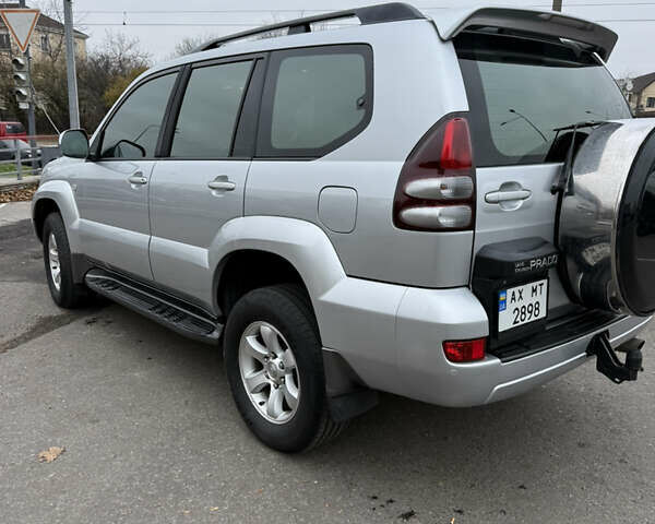 Серый Тойота Ленд Крузер Прадо, объемом двигателя 3.96 л и пробегом 147 тыс. км за 20500 $, фото 3 на Automoto.ua