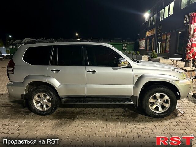 Сірий Тойота Ленд Крузер Прадо, об'ємом двигуна 2.7 л та пробігом 192 тис. км за 12999 $, фото 1 на Automoto.ua