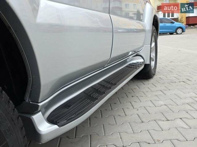 Тойота Ленд Крузер Прадо 2006 в Хмельницком на Automoto.ua Серый Тойота Ленд Крузер Прадо, объемом двигателя 4 л и пробегом 254 тыс. км за 12999 $, фото 32 на Automoto.ua