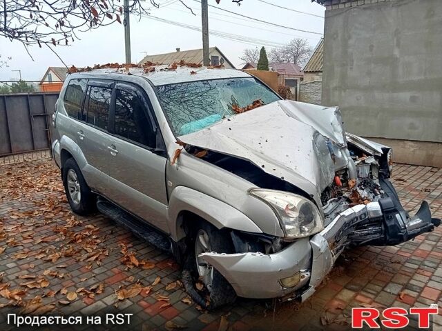 Серый Тойота Ленд Крузер Прадо, объемом двигателя 2.7 л и пробегом 111 тыс. км за 6200 $, фото 2 на Automoto.ua