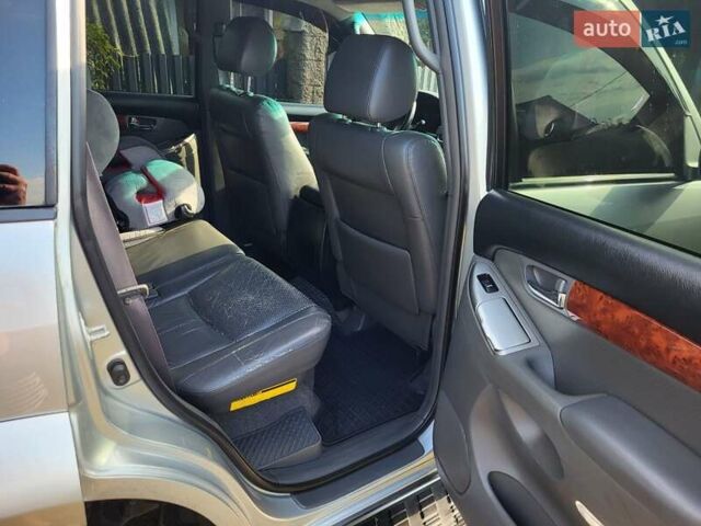 Сірий Тойота Ленд Крузер Прадо, об'ємом двигуна 4 л та пробігом 368 тис. км за 14999 $, фото 23 на Automoto.ua