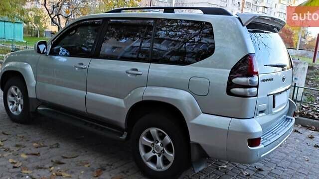 Сірий Тойота Ленд Крузер Прадо, об'ємом двигуна 4 л та пробігом 164 тис. км за 14700 $, фото 7 на Automoto.ua