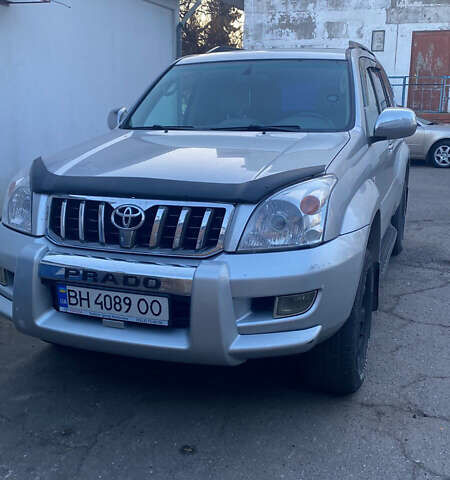 Серый Тойота Ленд Крузер Прадо, объемом двигателя 3.96 л и пробегом 235 тыс. км за 13500 $, фото 10 на Automoto.ua