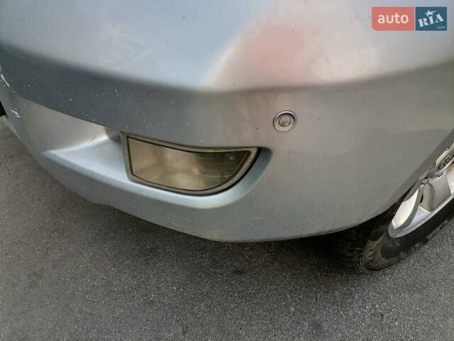 Серый Тойота Ленд Крузер Прадо, объемом двигателя 4 л и пробегом 283 тыс. км за 11500 $, фото 39 на Automoto.ua