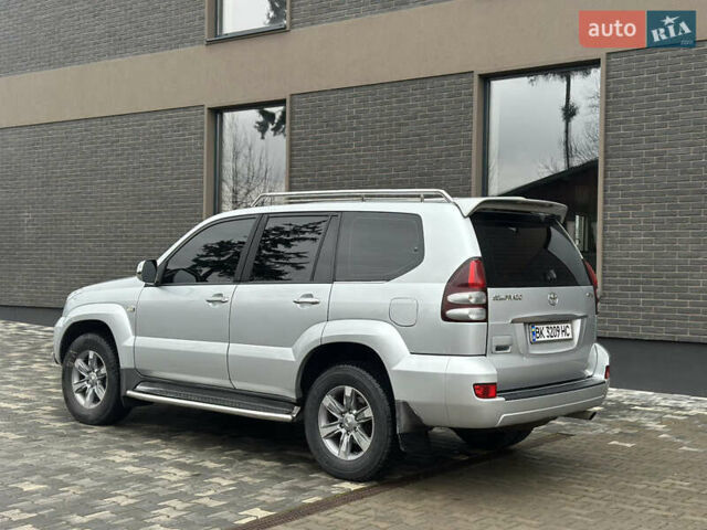 Серый Тойота Ленд Крузер Прадо, объемом двигателя 2.7 л и пробегом 340 тыс. км за 11700 $, фото 6 на Automoto.ua
