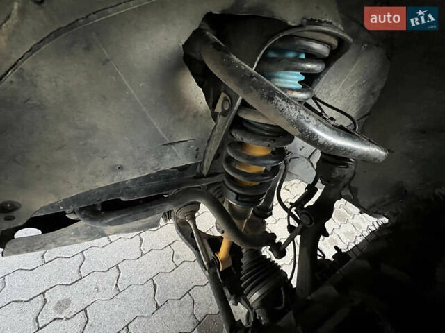 Серый Тойота Ленд Крузер Прадо, объемом двигателя 4 л и пробегом 320 тыс. км за 23000 $, фото 20 на Automoto.ua