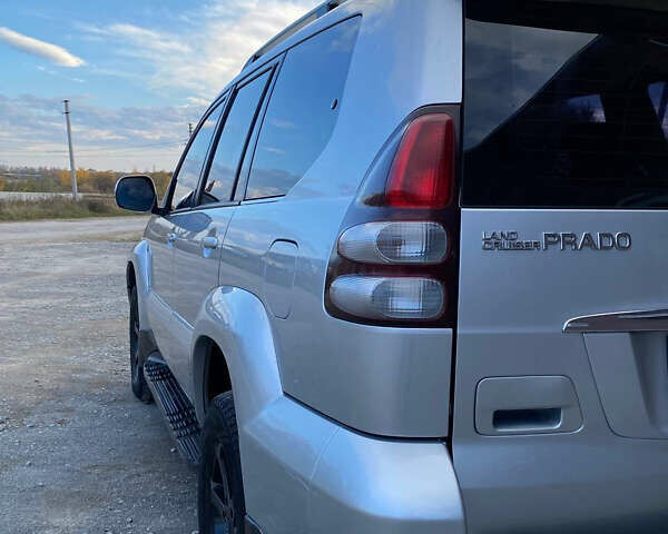 Сірий Тойота Ленд Крузер Прадо, об'ємом двигуна 2.7 л та пробігом 246 тис. км за 11000 $, фото 23 на Automoto.ua