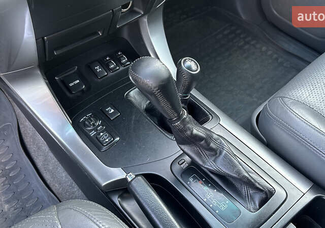 Сірий Тойота Ленд Крузер Прадо, об'ємом двигуна 4 л та пробігом 322 тис. км за 14300 $, фото 15 на Automoto.ua