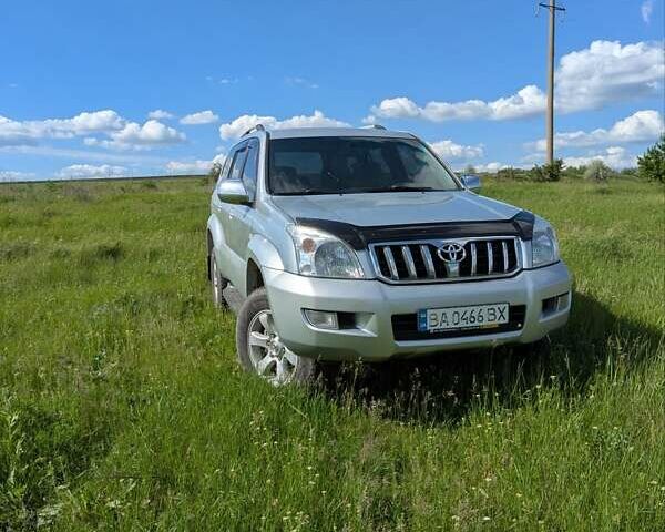 Серый Тойота Ленд Крузер Прадо, объемом двигателя 2.69 л и пробегом 229 тыс. км за 12000 $, фото 6 на Automoto.ua