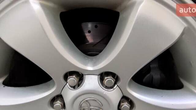 Сірий Тойота Ленд Крузер Прадо, об'ємом двигуна 4 л та пробігом 164 тис. км за 14700 $, фото 22 на Automoto.ua