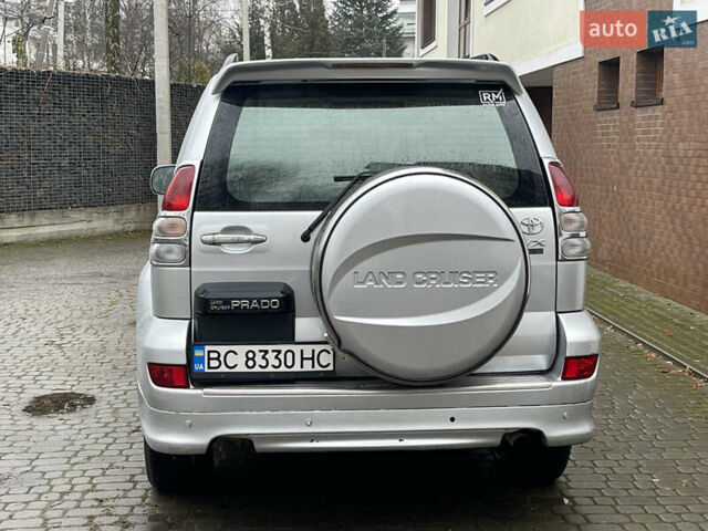 Серый Тойота Ленд Крузер Прадо, объемом двигателя 3.96 л и пробегом 305 тыс. км за 16300 $, фото 10 на Automoto.ua