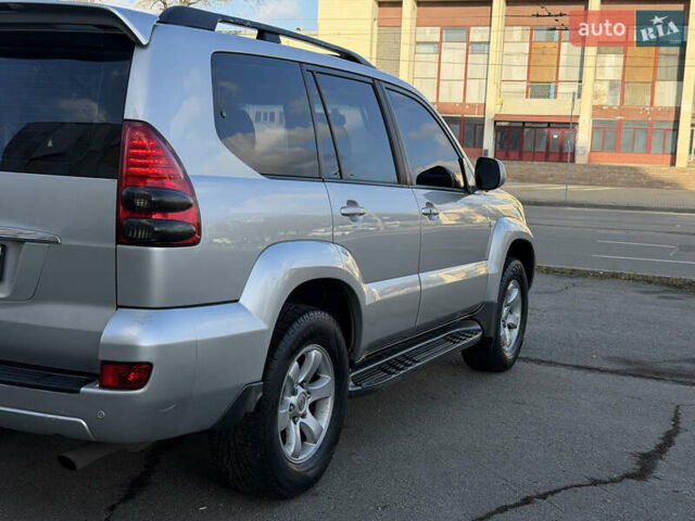 Сірий Тойота Ленд Крузер Прадо, об'ємом двигуна 4 л та пробігом 299 тис. км за 12999 $, фото 11 на Automoto.ua