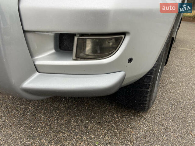 Сірий Тойота Ленд Крузер Прадо, об'ємом двигуна 3.96 л та пробігом 235 тис. км за 15300 $, фото 9 на Automoto.ua