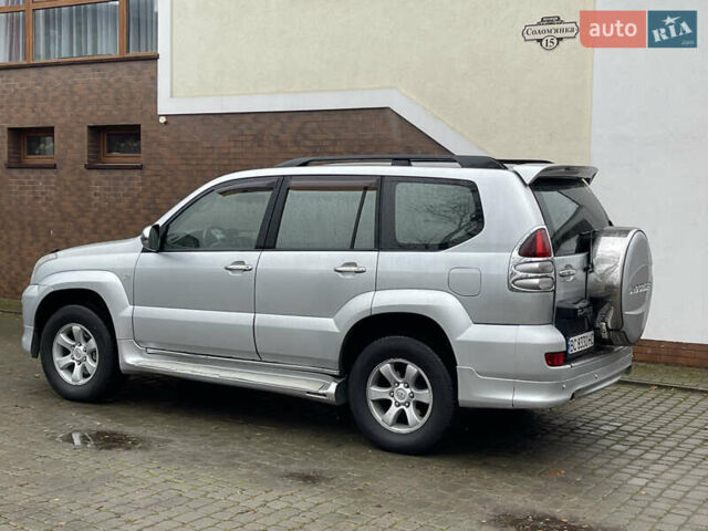Серый Тойота Ленд Крузер Прадо, объемом двигателя 3.96 л и пробегом 305 тыс. км за 16300 $, фото 12 на Automoto.ua